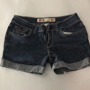 super cute jean shorts
